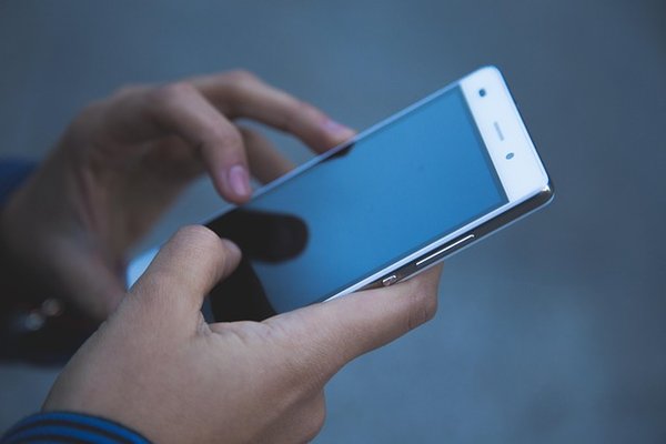 Amélioration de l'expérience utilisateur mobile : 5 conseils clés